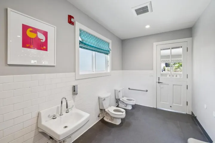 3131 Alameda De Las Pulgas, Menlo Park, California 94025