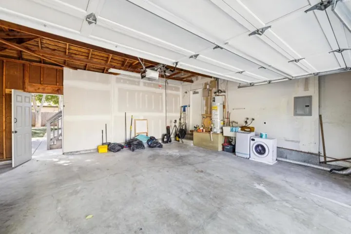 3131 Alameda De Las Pulgas, Menlo Park, California 94025