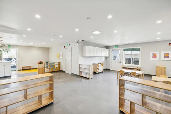 3131 Alameda De Las Pulgas, Menlo Park, California 94025