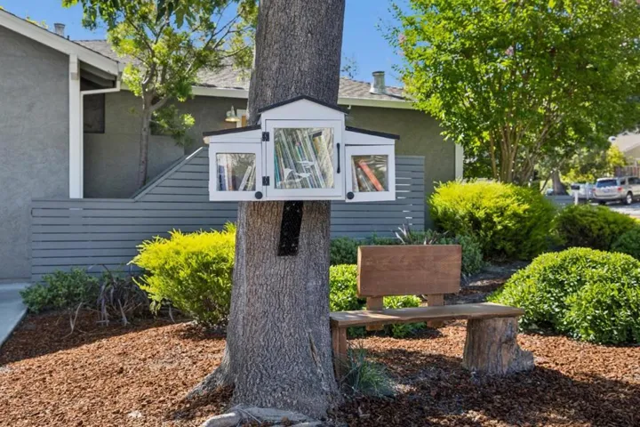 3131 Alameda De Las Pulgas, Menlo Park, California 94025