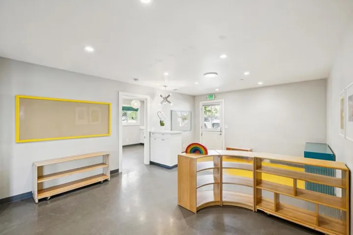 3131 Alameda De Las Pulgas, Menlo Park, California 94025