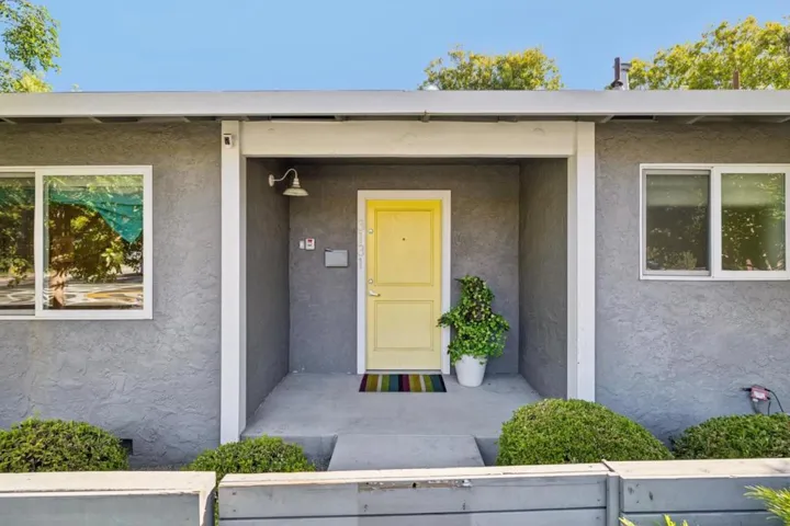 3131 Alameda De Las Pulgas, Menlo Park, California 94025