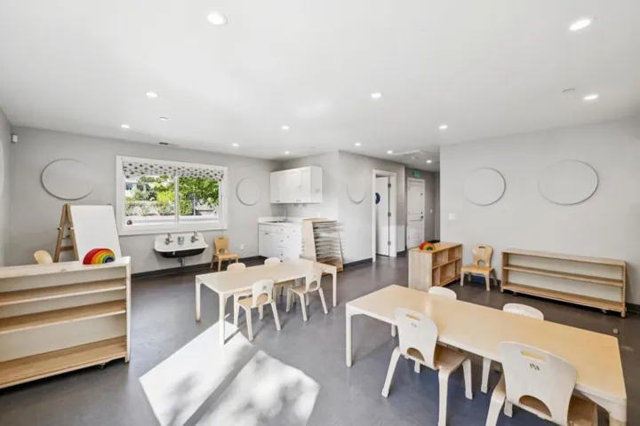 3131 Alameda De Las Pulgas, Menlo Park, California 94025