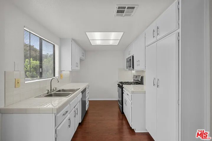 417 N Alhambra Avenue B, Monterey Park, California 91755