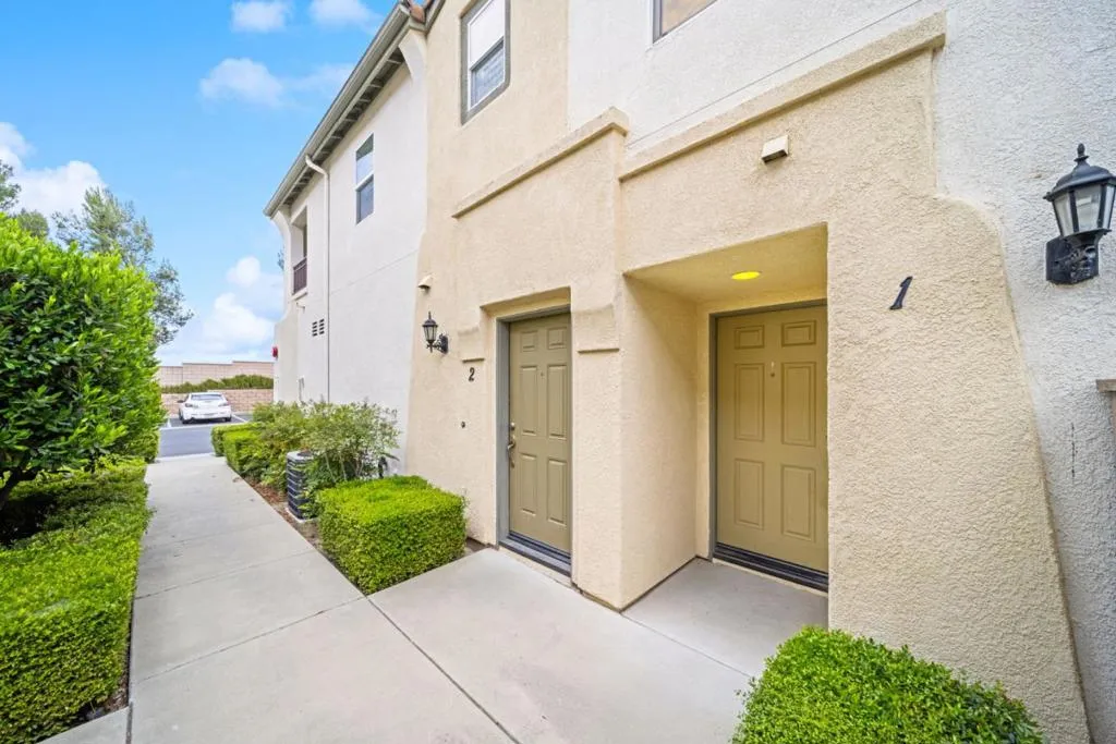 25265 Windy Cove Street 1, Murrieta, California 92562 — photo 4