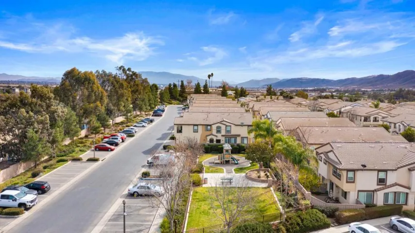 25265 Windy Cove Street 1, Murrieta, California 92562
