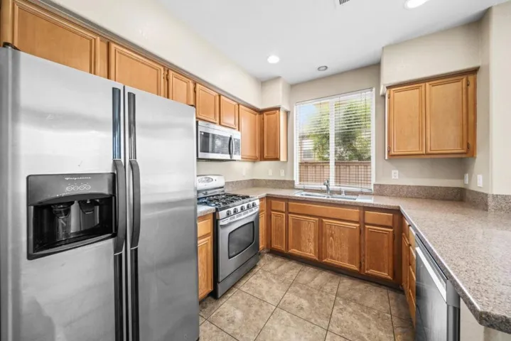 25265 Windy Cove Street 1, Murrieta, California 92562