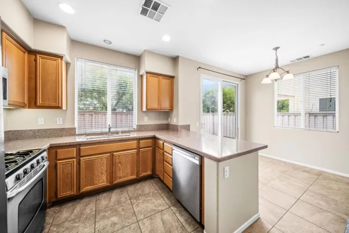 25265 Windy Cove Street 1, Murrieta, California 92562