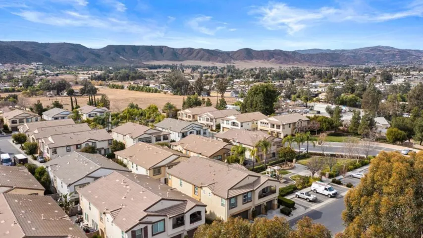 25265 Windy Cove Street 1, Murrieta, California 92562