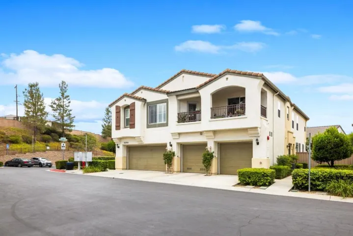 25265 Windy Cove Street 1, Murrieta, California 92562