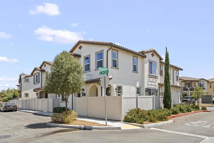 45477 Calle Cirros, Temecula, California 92592