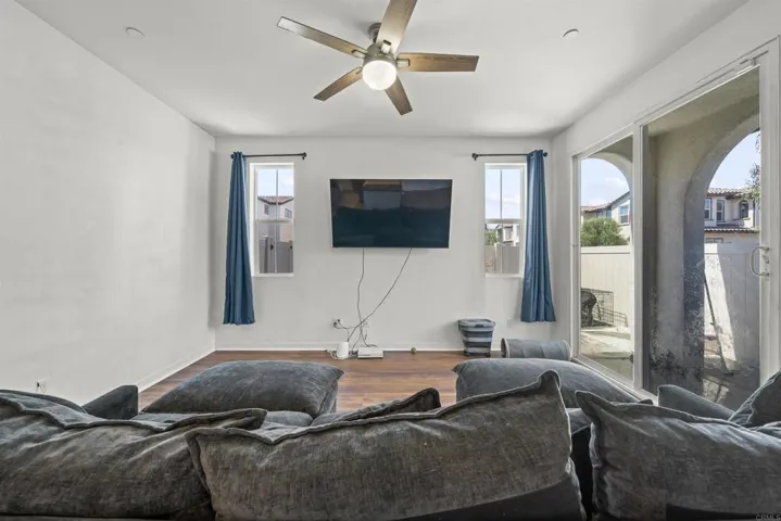45477 Calle Cirros, Temecula, California 92592
