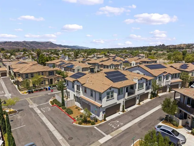 45477 Calle Cirros, Temecula, California 92592