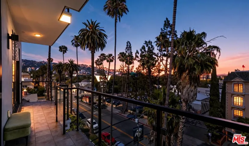 137 N Doheny Drive 1, West Hollywood, California 90048