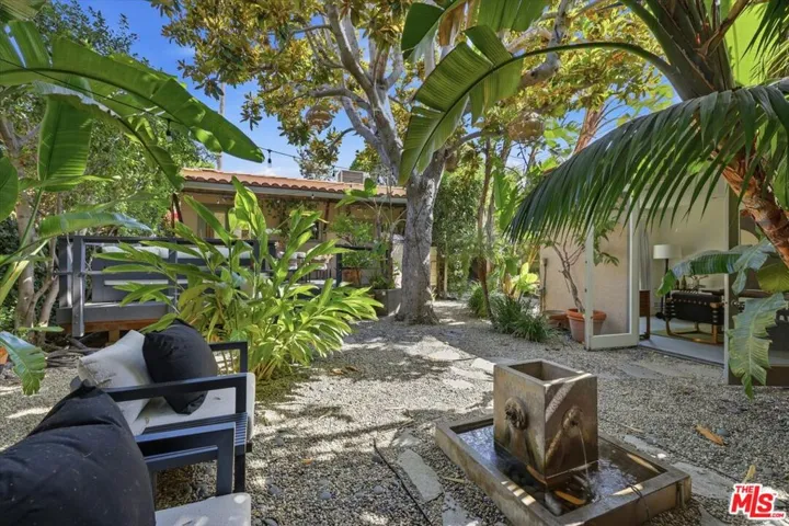 8924 Ashcroft Avenue, West Hollywood, California 90048