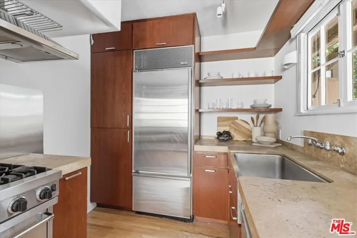 8924 Ashcroft Avenue, West Hollywood, California 90048
