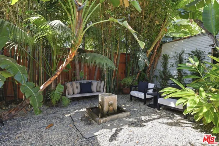 8924 Ashcroft Avenue, West Hollywood, California 90048