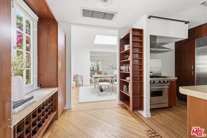8924 Ashcroft Avenue, West Hollywood, California 90048