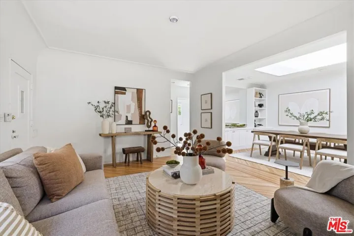 8924 Ashcroft Avenue, West Hollywood, California 90048