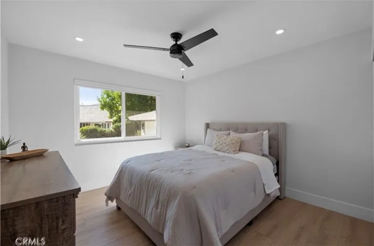 4240 Kingfisher Road, Calabasas, California 91302
