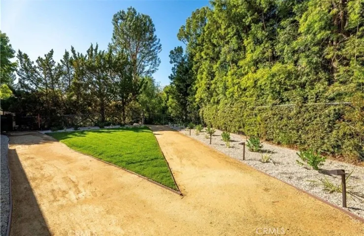 4240 Kingfisher Road, Calabasas, California 91302