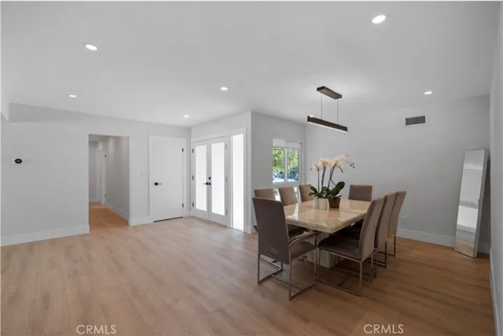 4240 Kingfisher Road, Calabasas, California 91302