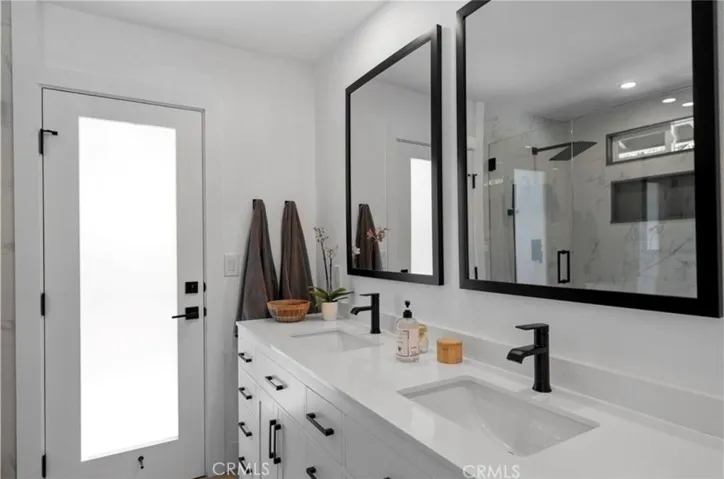 4240 Kingfisher Road, Calabasas, California 91302