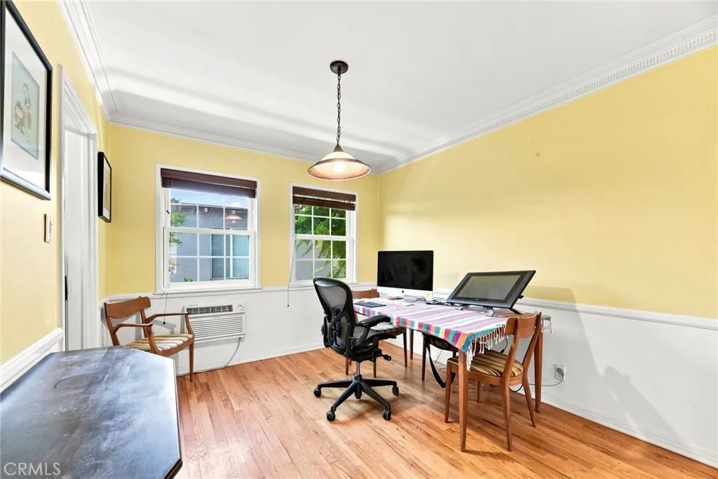 Dining room/office