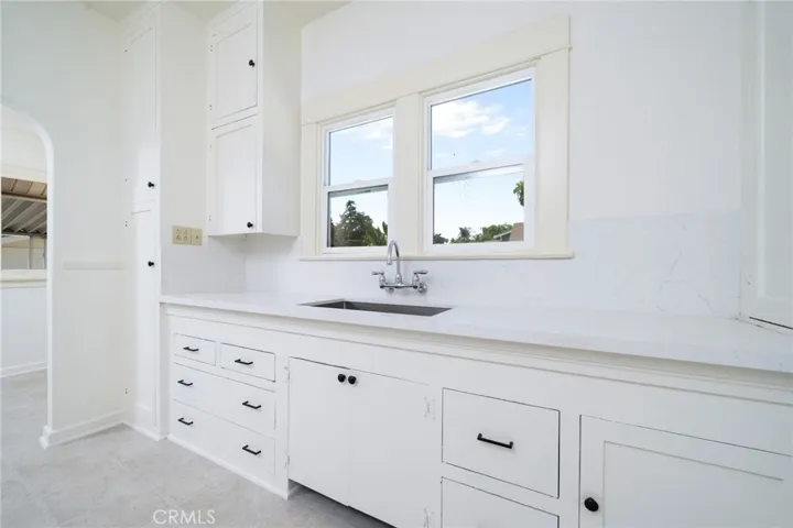 2382 Bonita Avenue, La Verne, California 91750
