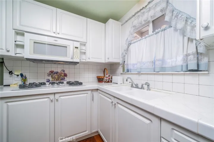 2382 Bonita Avenue, La Verne, California 91750