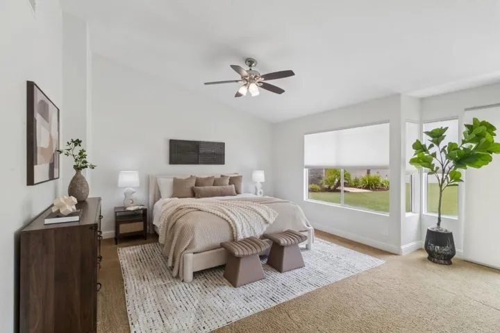 1542 Glasgow Ln, Escondido, California 92027