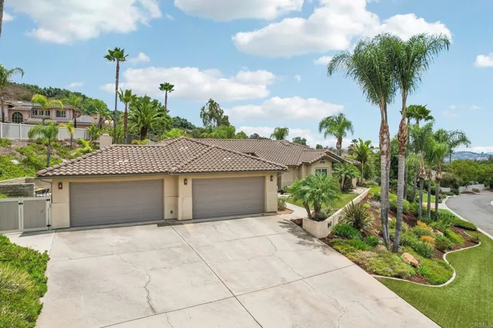 1542 Glasgow Ln, Escondido, California 92027