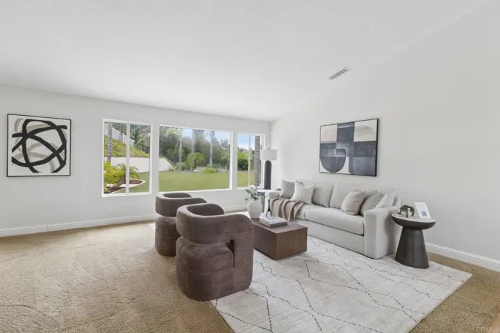 1542 Glasgow Ln, Escondido, California 92027