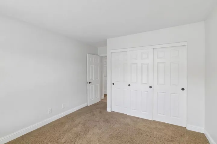1542 Glasgow Ln, Escondido, California 92027