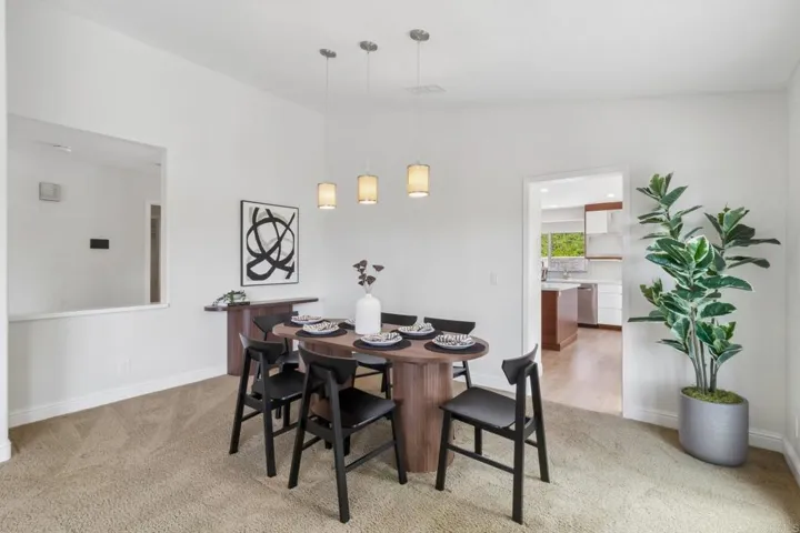 1542 Glasgow Ln, Escondido, California 92027