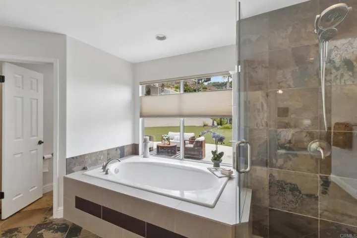 1542 Glasgow Ln, Escondido, California 92027
