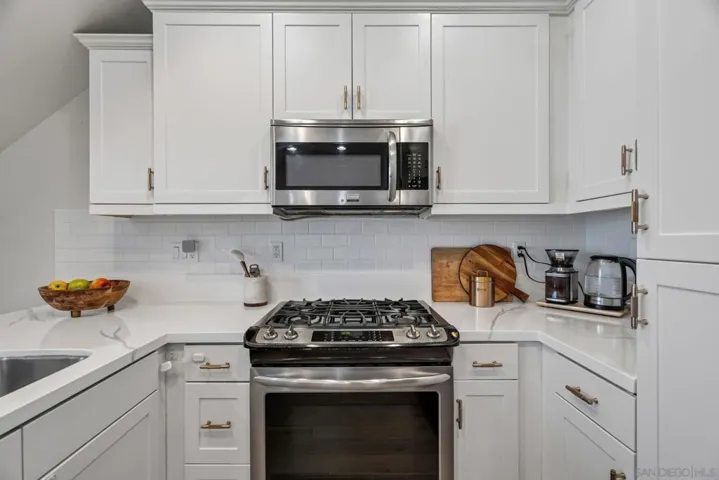 5403 San Roberto, San Diego, California 92154
