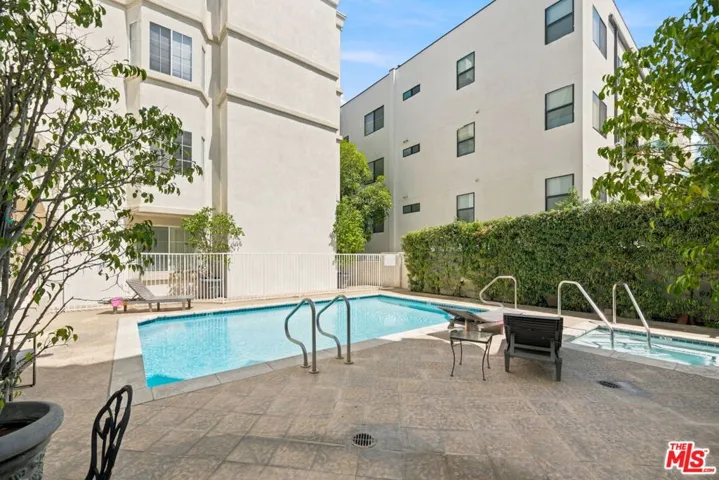 128 N Swall Drive 304, Los Angeles, California 90048