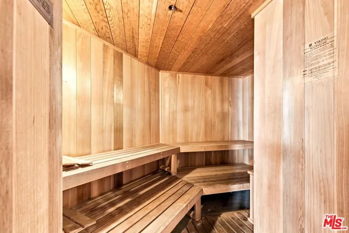 128 N Swall Drive 304, Los Angeles, California 90048