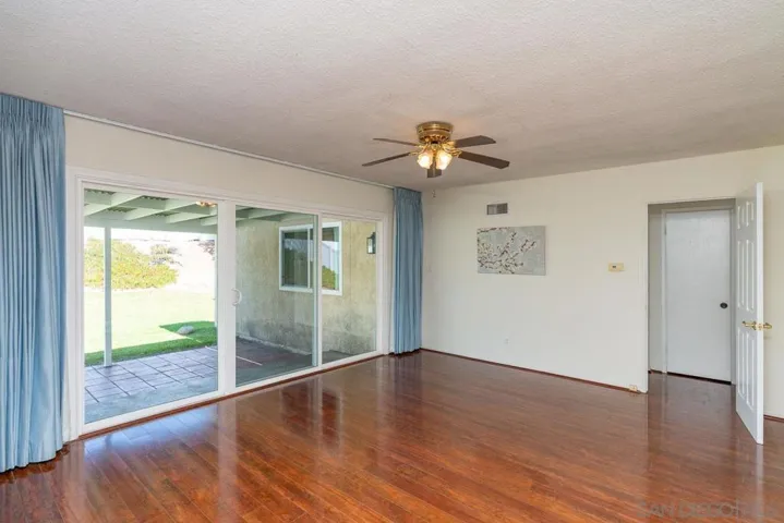 6881 Newberry Street, San Diego, California 92120