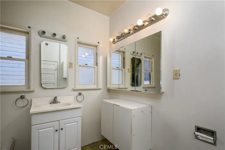 6207 Friends, Whittier, California 90601