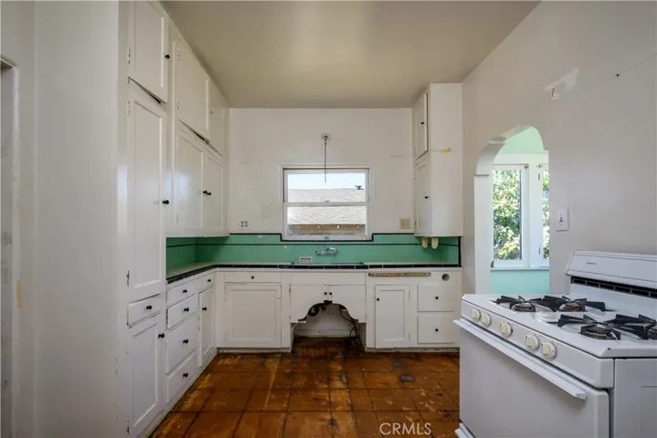 6207 Friends, Whittier, California 90601