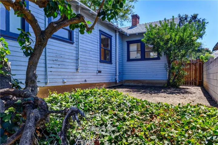 6207 Friends, Whittier, California 90601