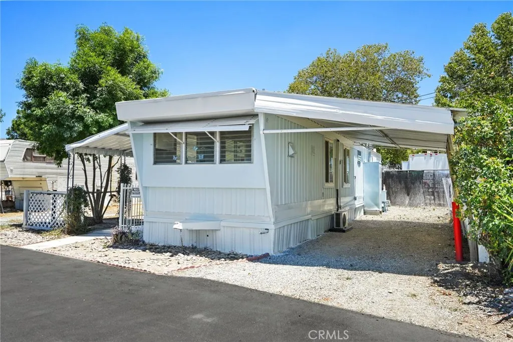 2150 S San Jacinto Avenue 28, San Jacinto, California 92583 — photo 4