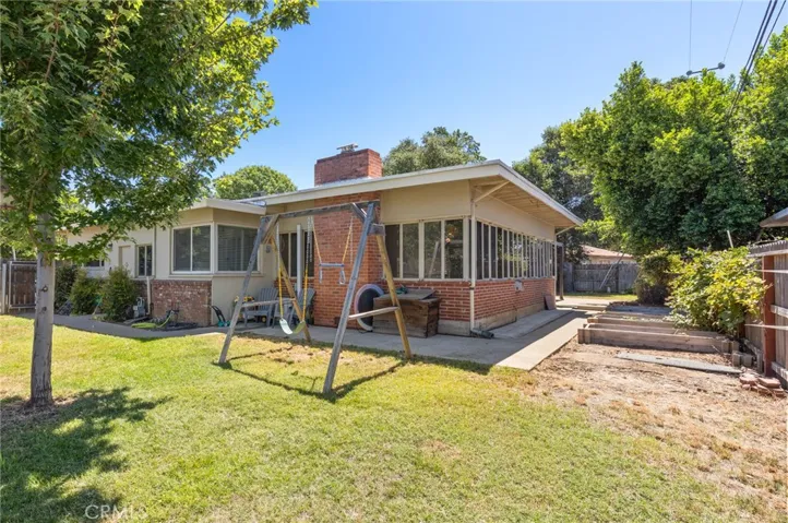 923 Moss Avenue, Chico, California 95926