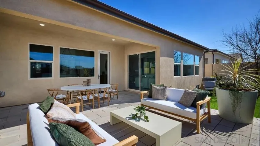 13150 Greer, San Diego, California 92129
