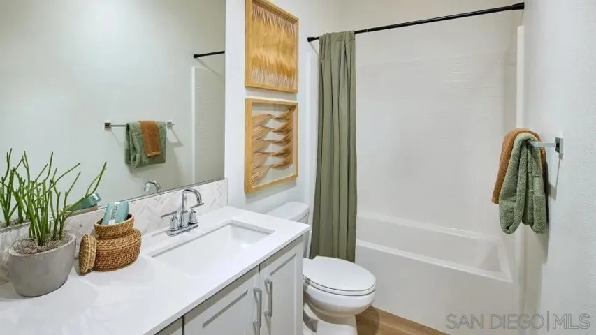 13150 Greer, San Diego, California 92129