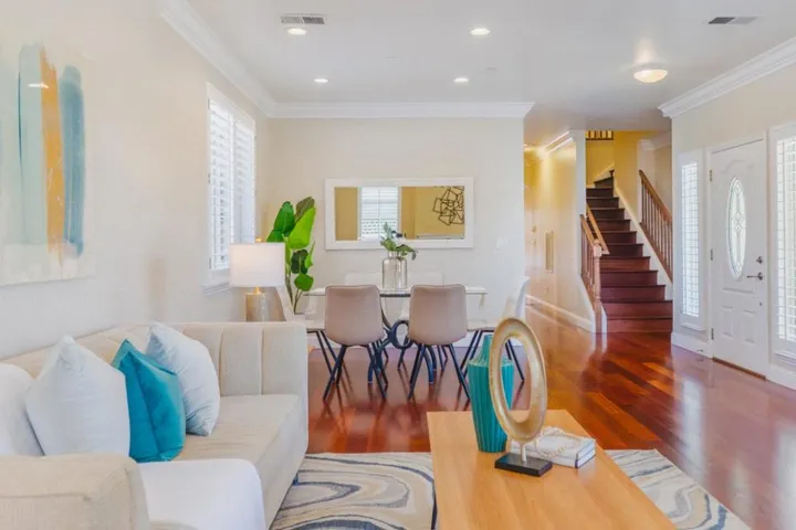 221 W Rincon Avenue, Campbell, California 95008