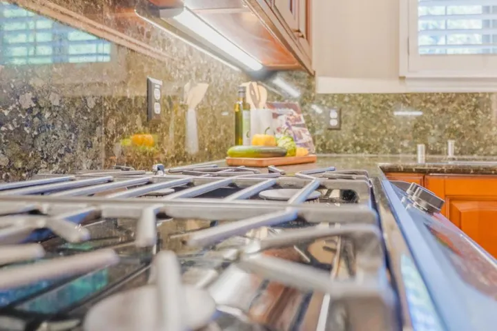 221 W Rincon Avenue, Campbell, California 95008