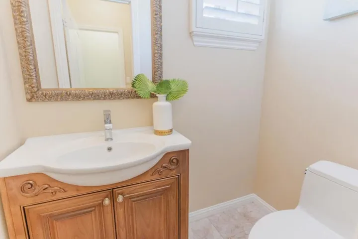 221 W Rincon Avenue, Campbell, California 95008